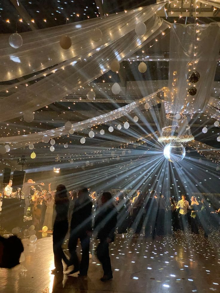 Adult Prom at The Fernbank Museum